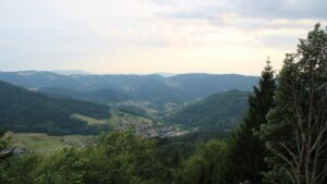 Dieses Bild zeigt eine Webcam-Aufnahme vom Achertal, aufgenommen am Mittwoch, den 15.07.2026 um 20:20 Uhr. Die Temperatur betrug 21.3°C.