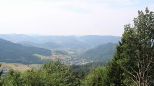 Dieses Bild zeigt eine Webcam-Aufnahme vom Achertal, aufgenommen am Freitag, den 31.07.2026 um 13:10 Uhr. Die Temperatur betrug 30.9°C.