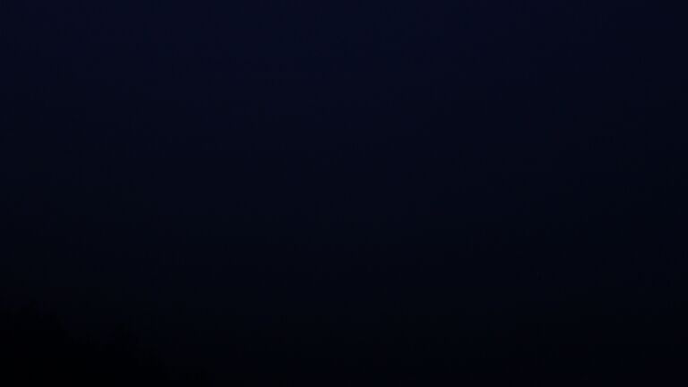 Dieses Bild zeigt eine Webcam-Aufnahme vom Achertal, aufgenommen am Mittwoch, den 06.05.2026 um 21:50 Uhr. Die Temperatur betrug 5.2°C.