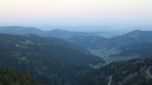 Dieses Bild zeigt eine Webcam-Aufnahme vom Achertal, aufgenommen am Montag, den 20.04.2026 um 06:50 Uhr. Die Temperatur betrug 4.4°C.