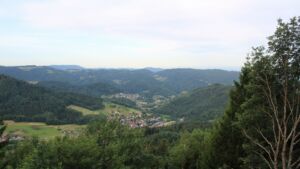 Dieses Bild zeigt eine Webcam-Aufnahme vom Achertal, aufgenommen am Dienstag, den 07.07.2026 um 07:10 Uhr. Die Temperatur betrug 20.5°C.