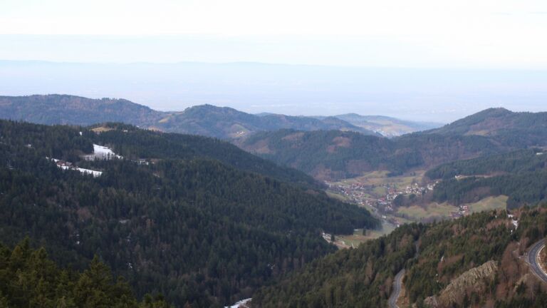 Dieses Bild zeigt eine Webcam-Aufnahme vom Achertal, aufgenommen am Samstag, den 17.01.2026 um 10:00 Uhr. Die Temperatur betrug 6.7°C.