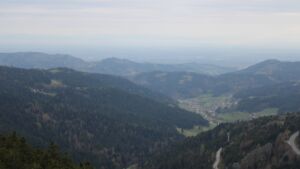 Dieses Bild zeigt eine Webcam-Aufnahme vom Achertal, aufgenommen am Donnerstag, den 16.04.2026 um 07:20 Uhr. Die Temperatur betrug 7.4°C.