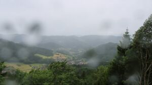 Dieses Bild zeigt eine Webcam-Aufnahme vom Achertal, aufgenommen am Donnerstag, den 04.06.2026 um 16:20 Uhr. Die Temperatur betrug 10.2°C.