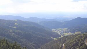 Dieses Bild zeigt eine Webcam-Aufnahme vom Achertal, aufgenommen am Freitag, den 05.09.2025 um 17:30 Uhr. Die Temperatur betrug 11.4°C.