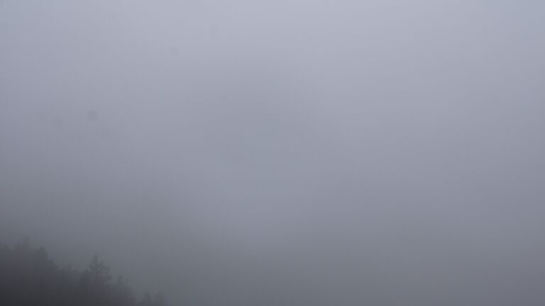 Dieses Bild zeigt eine Webcam-Aufnahme vom Achertal, aufgenommen am Montag, den 11.05.2026 um 15:00 Uhr. Die Temperatur betrug 6.8°C.