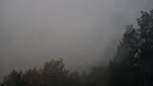 Dieses Bild zeigt eine Webcam-Aufnahme vom Achertal, aufgenommen am Mittwoch, den 28.10.2026 um 04:00 Uhr. Die Temperatur betrug 8.8°C.