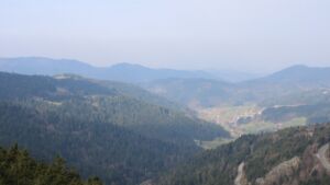 Dieses Bild zeigt eine Webcam-Aufnahme vom Achertal, aufgenommen am Montag, den 23.03.2026 um 09:50 Uhr. Die Temperatur betrug 7.2°C.