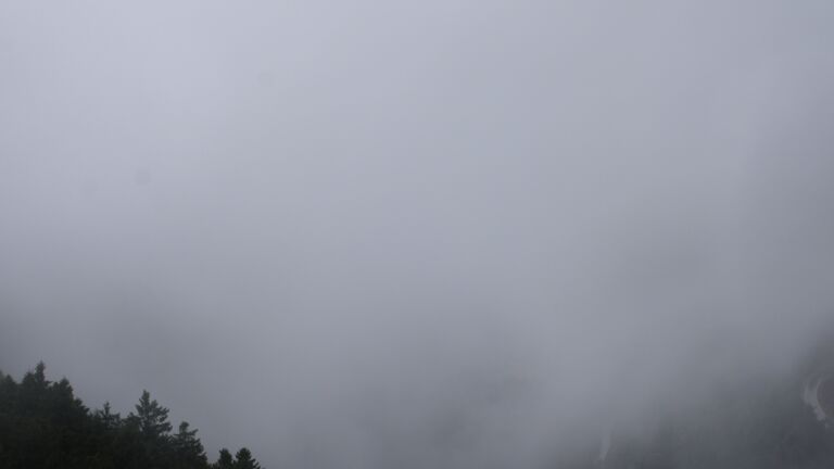 Dieses Bild zeigt eine Webcam-Aufnahme vom Achertal, aufgenommen am Donnerstag, den 04.09.2025 um 12:20 Uhr. Die Temperatur betrug 13.3°C.