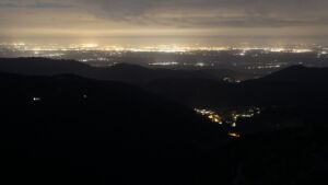 Dieses Bild zeigt eine Webcam-Aufnahme vom Achertal, aufgenommen am Montag, den 06.04.2026 um 05:40 Uhr. Die Temperatur betrug 3.9°C.