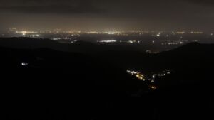 Dieses Bild zeigt eine Webcam-Aufnahme vom Achertal, aufgenommen am Donnerstag, den 15.01.2026 um 02:30 Uhr. Die Temperatur betrug 4.4°C.