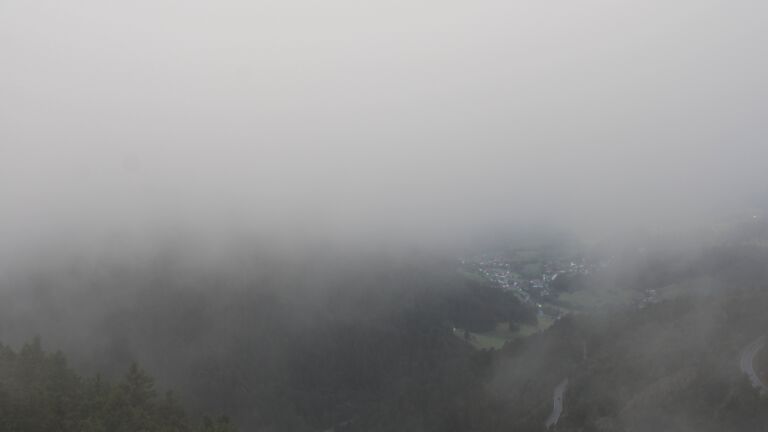 Dieses Bild zeigt eine Webcam-Aufnahme vom Achertal, aufgenommen am Donnerstag, den 11.09.2025 um 08:20 Uhr. Die Temperatur betrug 9.8°C.