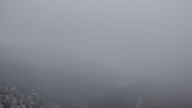 Dieses Bild zeigt eine Webcam-Aufnahme vom Achertal, aufgenommen am Mittwoch, den 24.12.2025 um 10:50 Uhr. Die Temperatur betrug -4.8°C.