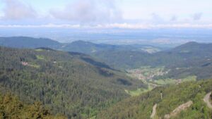 Dieses Bild zeigt eine Webcam-Aufnahme vom Achertal, aufgenommen am Mittwoch, den 06.05.2026 um 09:30 Uhr. Die Temperatur betrug 9.7°C.