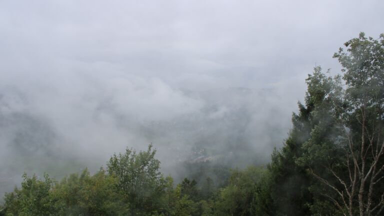 Dieses Bild zeigt eine Webcam-Aufnahme vom Achertal, aufgenommen am Freitag, den 18.09.2026 um 14:20 Uhr. Die Temperatur betrug 11.9°C.