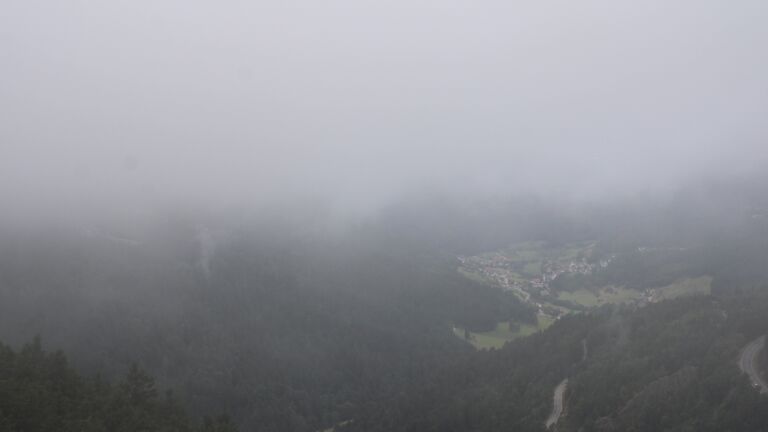 Dieses Bild zeigt eine Webcam-Aufnahme vom Achertal, aufgenommen am Samstag, den 30.08.2025 um 10:50 Uhr. Die Temperatur betrug 10.7°C.