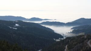 Dieses Bild zeigt eine Webcam-Aufnahme vom Achertal, aufgenommen am Mittwoch, den 21.01.2026 um 15:50 Uhr. Die Temperatur betrug 5.2°C.