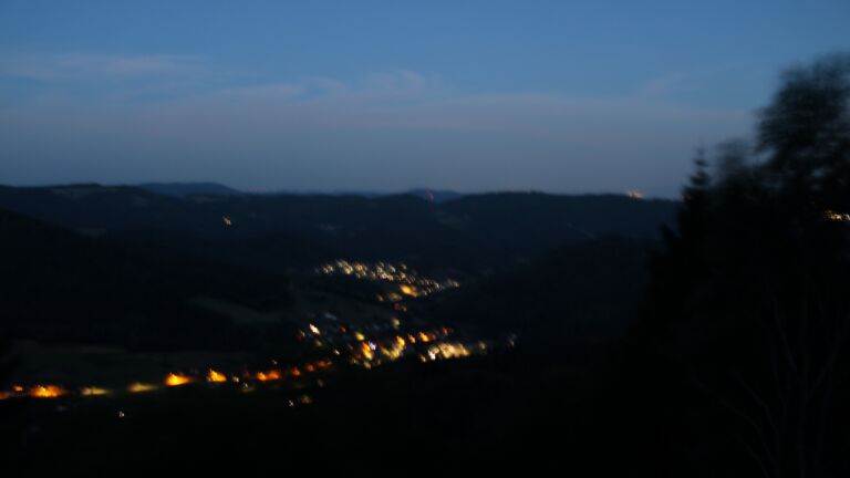 Dieses Bild zeigt eine Webcam-Aufnahme vom Achertal, aufgenommen am Samstag, den 11.07.2026 um 04:30 Uhr. Die Temperatur betrug 20.9°C.