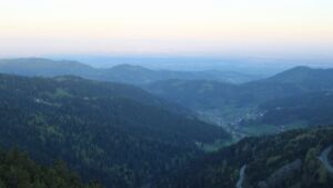 Dieses Bild zeigt eine Webcam-Aufnahme vom Achertal, aufgenommen am Donnerstag, den 23.04.2026 um 06:40 Uhr. Die Temperatur betrug 4.6°C.