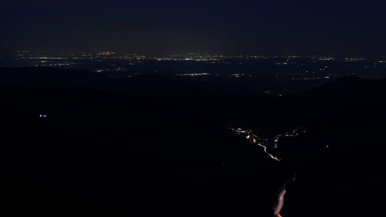 Dieses Bild zeigt eine Webcam-Aufnahme vom Achertal, aufgenommen am Dienstag, den 10.03.2026 um 05:50 Uhr. Die Temperatur betrug 8.6°C.