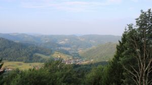Dieses Bild zeigt eine Webcam-Aufnahme vom Achertal, aufgenommen am Samstag, den 18.07.2026 um 07:10 Uhr. Die Temperatur betrug 15.9°C.