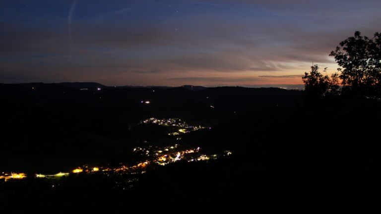 Dieses Bild zeigt eine Webcam-Aufnahme vom Achertal, aufgenommen am Samstag, den 12.09.2026 um 20:50 Uhr. Die Temperatur betrug 18.3°C.