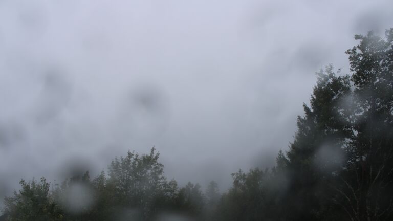 Dieses Bild zeigt eine Webcam-Aufnahme vom Achertal, aufgenommen am Donnerstag, den 08.10.2026 um 14:30 Uhr. Die Temperatur betrug 9.8°C.