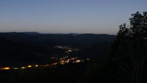 Dieses Bild zeigt eine Webcam-Aufnahme vom Achertal, aufgenommen am Samstag, den 26.09.2026 um 06:30 Uhr. Die Temperatur betrug 16°C.