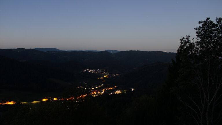 Dieses Bild zeigt eine Webcam-Aufnahme vom Achertal, aufgenommen am Samstag, den 26.09.2026 um 06:30 Uhr. Die Temperatur betrug 16°C.