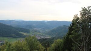 Dieses Bild zeigt eine Webcam-Aufnahme vom Achertal, aufgenommen am Mittwoch, den 07.10.2026 um 16:40 Uhr. Die Temperatur betrug 21°C.