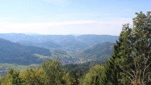 Dieses Bild zeigt eine Webcam-Aufnahme vom Achertal, aufgenommen am Mittwoch, den 30.09.2026 um 12:50 Uhr. Die Temperatur betrug 27.2°C.