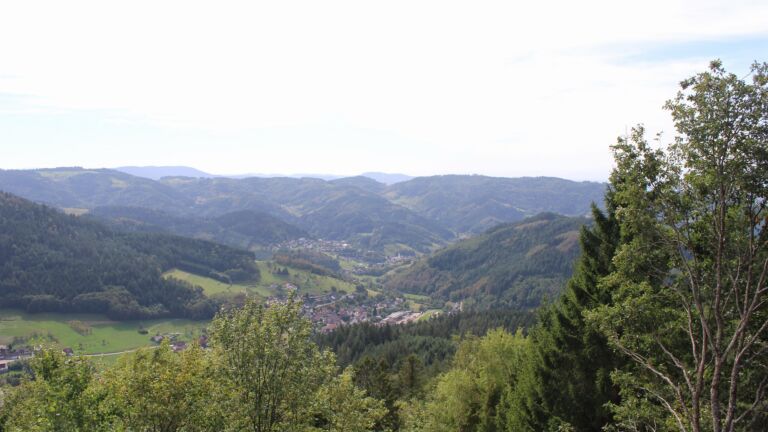Dieses Bild zeigt eine Webcam-Aufnahme vom Achertal, aufgenommen am Samstag, den 19.09.2026 um 14:10 Uhr. Die Temperatur betrug 20.6°C.