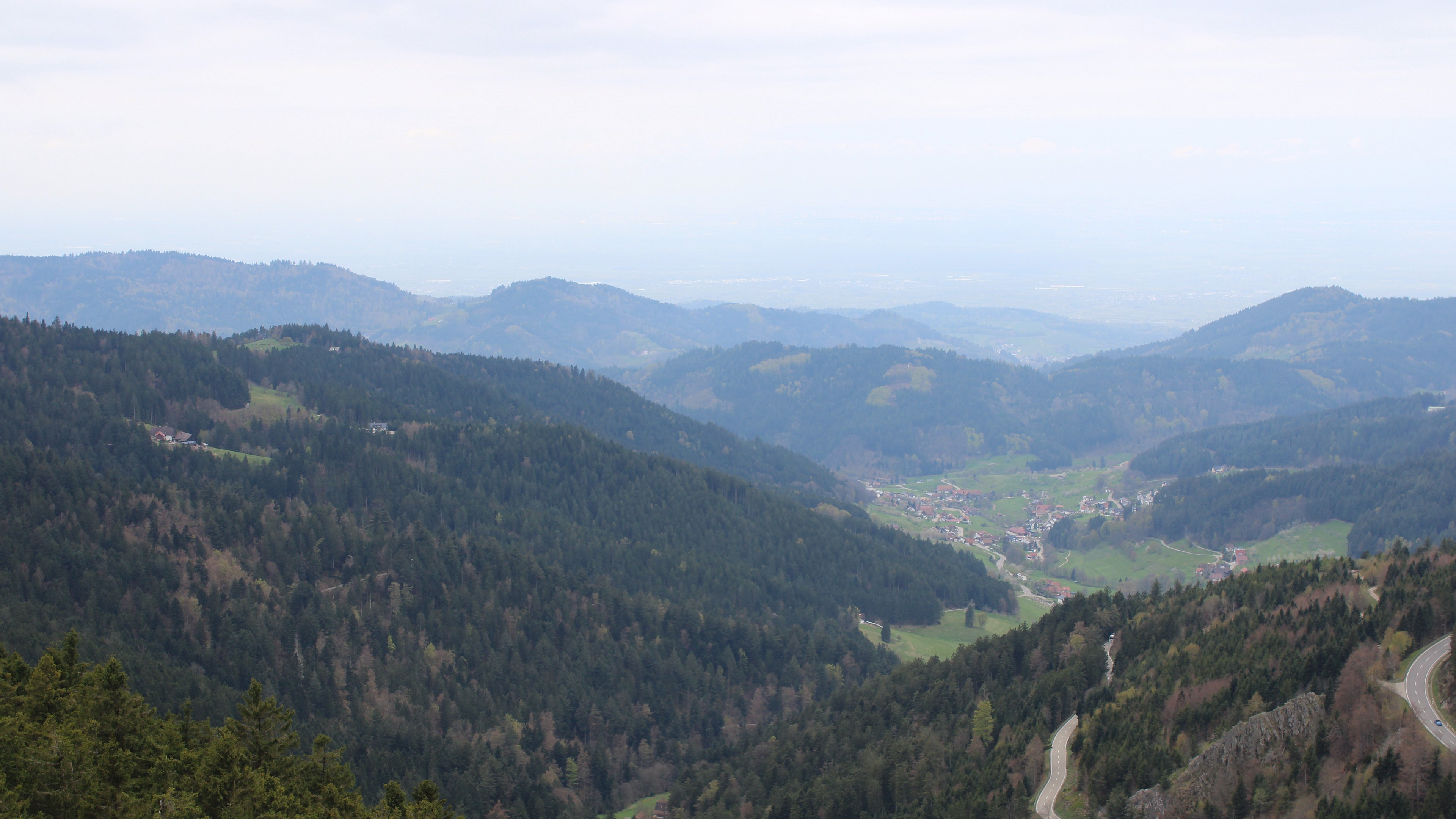 Zum Fotoarchiv vom Mittwoch, 15. April 2026