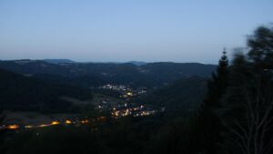 Dieses Bild zeigt eine Webcam-Aufnahme vom Achertal, aufgenommen am Donnerstag, den 13.08.2026 um 05:30 Uhr. Die Temperatur betrug 22.3°C.