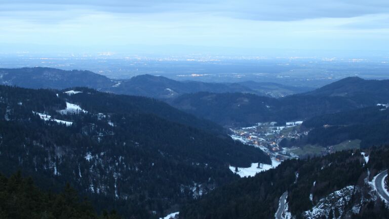 Dieses Bild zeigt eine Webcam-Aufnahme vom Achertal, aufgenommen am Mittwoch, den 14.01.2026 um 08:00 Uhr. Die Temperatur betrug 4.3°C.