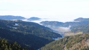 Dieses Bild zeigt eine Webcam-Aufnahme vom Achertal, aufgenommen am Dienstag, den 20.01.2026 um 12:00 Uhr. Die Temperatur betrug 10°C.