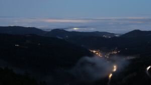 Dieses Bild zeigt eine Webcam-Aufnahme vom Achertal, aufgenommen am Donnerstag, den 11.12.2025 um 07:20 Uhr. Die Temperatur betrug 6.1°C.