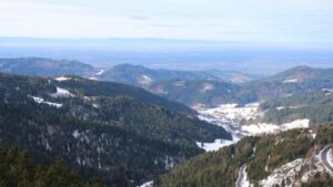 Dieses Bild zeigt eine Webcam-Aufnahme vom Achertal, aufgenommen am Dienstag, den 13.01.2026 um 11:30 Uhr. Die Temperatur betrug 7.1°C.