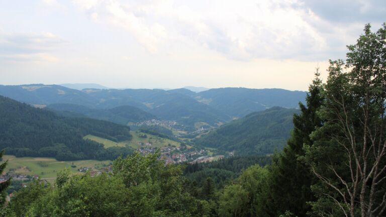 Dieses Bild zeigt eine Webcam-Aufnahme vom Achertal, aufgenommen am Mittwoch, den 15.07.2026 um 19:40 Uhr. Die Temperatur betrug 22.6°C.