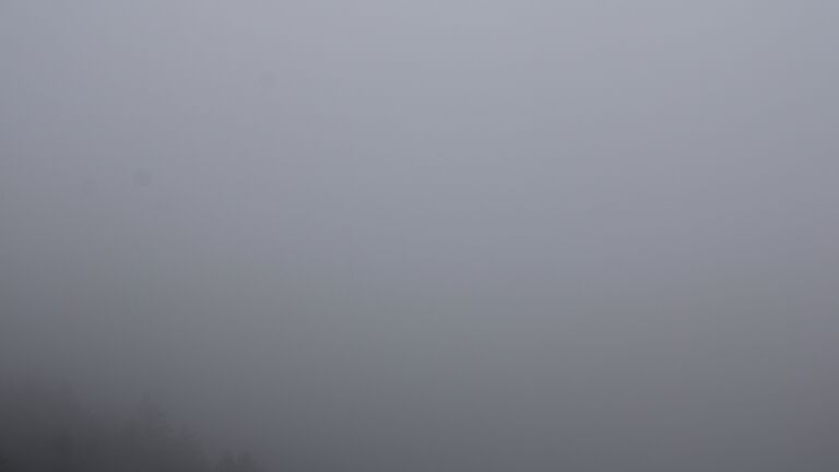 Dieses Bild zeigt eine Webcam-Aufnahme vom Achertal, aufgenommen am Donnerstag, den 30.10.2025 um 09:00 Uhr. Die Temperatur betrug 4.4°C.