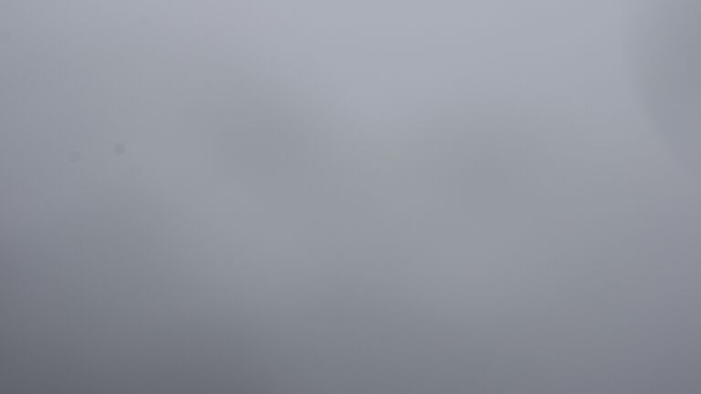 Dieses Bild zeigt eine Webcam-Aufnahme vom Achertal, aufgenommen am Mittwoch, den 30.07.2025 um 12:50 Uhr. Die Temperatur betrug 9.6°C.