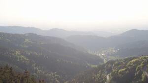 Dieses Bild zeigt eine Webcam-Aufnahme vom Achertal, aufgenommen am Samstag, den 25.04.2026 um 19:10 Uhr. Die Temperatur betrug 14°C.