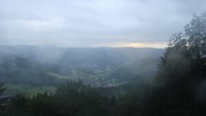 Dieses Bild zeigt eine Webcam-Aufnahme vom Achertal, aufgenommen am Freitag, den 12.06.2026 um 20:30 Uhr. Die Temperatur betrug 12.7°C.