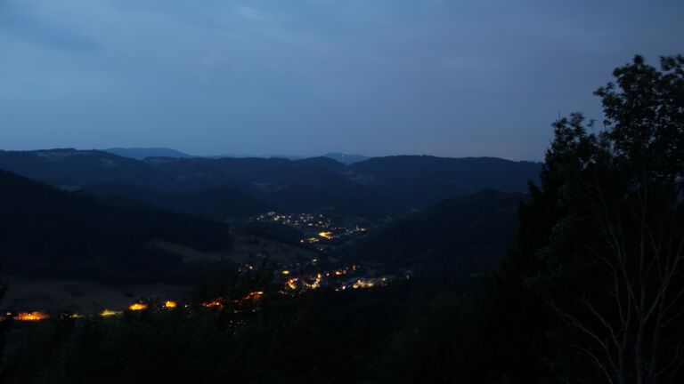 Dieses Bild zeigt eine Webcam-Aufnahme vom Achertal, aufgenommen am Sonntag, den 16.08.2026 um 05:40 Uhr. Die Temperatur betrug 23.2°C.