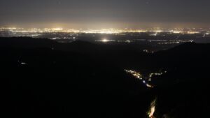 Dieses Bild zeigt eine Webcam-Aufnahme vom Achertal, aufgenommen am Donnerstag, den 18.09.2025 um 05:50 Uhr. Die Temperatur betrug 13°C.