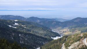 Dieses Bild zeigt eine Webcam-Aufnahme vom Achertal, aufgenommen am Sonntag, den 23.11.2025 um 11:00 Uhr. Die Temperatur betrug -0.1°C.