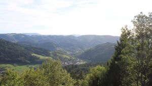 Dieses Bild zeigt eine Webcam-Aufnahme vom Achertal, aufgenommen am Samstag, den 19.09.2026 um 17:10 Uhr. Die Temperatur betrug 22.9°C.