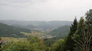 Dieses Bild zeigt eine Webcam-Aufnahme vom Achertal, aufgenommen am Freitag, den 28.08.2026 um 09:20 Uhr. Die Temperatur betrug 20.4°C.