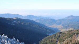 Dieses Bild zeigt eine Webcam-Aufnahme vom Achertal, aufgenommen am Freitag, den 26.12.2025 um 11:40 Uhr. Die Temperatur betrug 5.2°C.