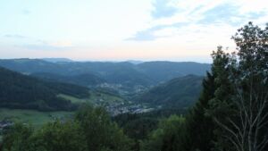 Dieses Bild zeigt eine Webcam-Aufnahme vom Achertal, aufgenommen am Dienstag, den 08.09.2026 um 19:40 Uhr. Die Temperatur betrug 26.2°C.